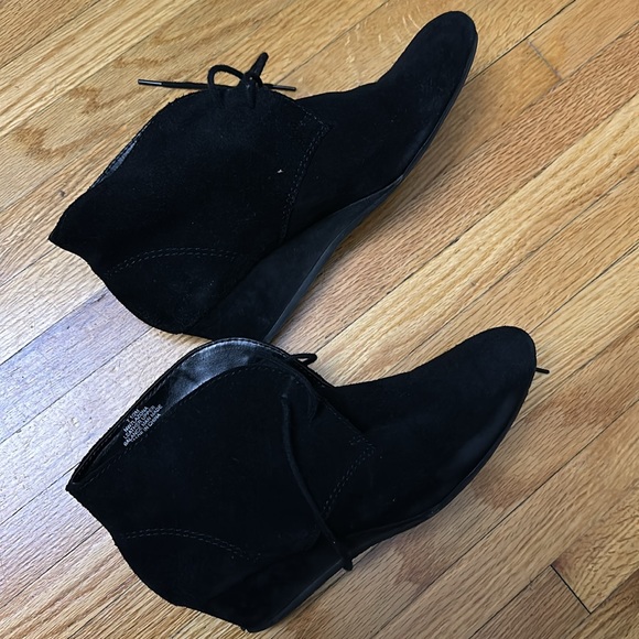 Black suede leather lace up booties - Picture 3 of 5